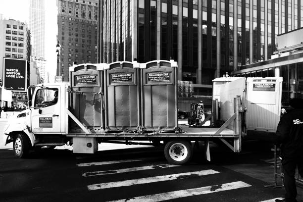 Best Porta potty rental near me  in Coloma, MI